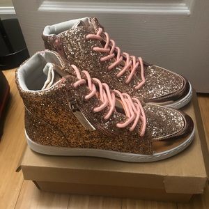 Sparkling high tops sneakers